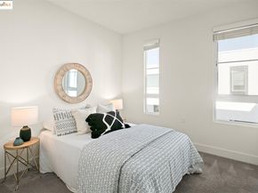 2048 Starling Ln, Alameda CA 94501