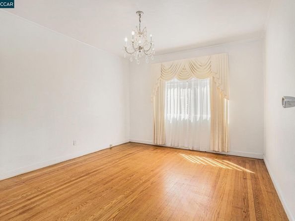 841 Ocean Ave, San Francisco CA 94112
