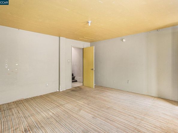 841 Ocean Ave, San Francisco CA 94112