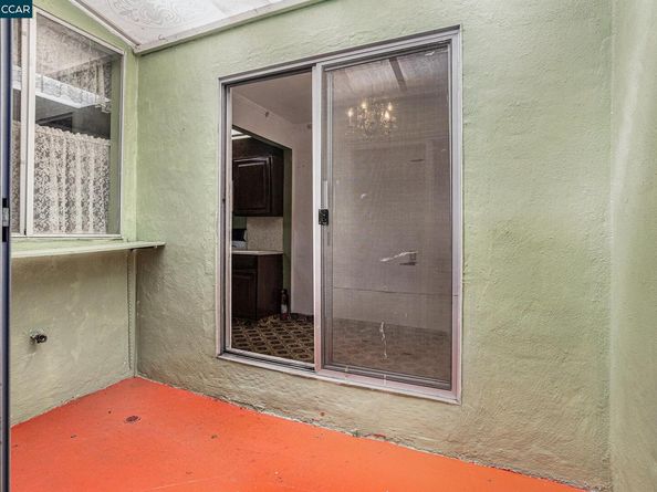 841 Ocean Ave, San Francisco CA 94112