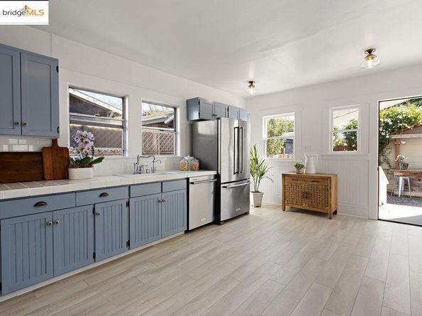 1342 Russell St, Berkeley CA 94702