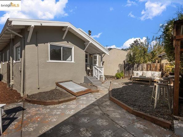 1342 Russell St, Berkeley CA 94702
