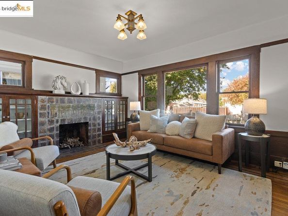 1342 Russell St, Berkeley CA 94702
