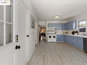 1342 Russell St, Berkeley CA 94702