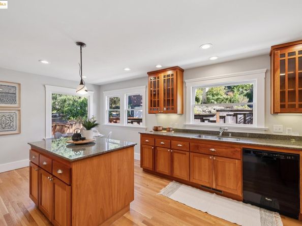 815 Spruce St, Berkeley CA 94707