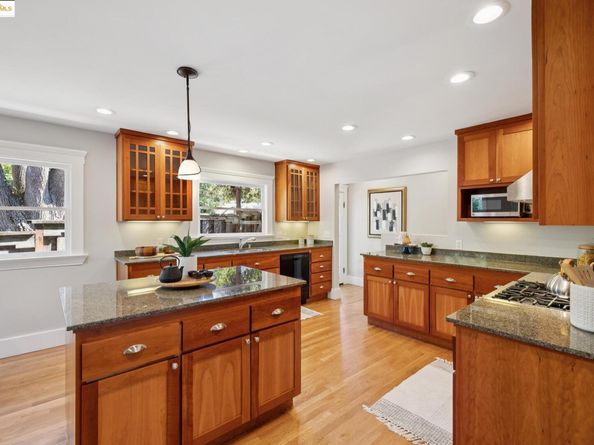 815 Spruce St, Berkeley CA 94707