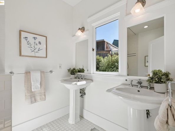815 Spruce St, Berkeley CA 94707