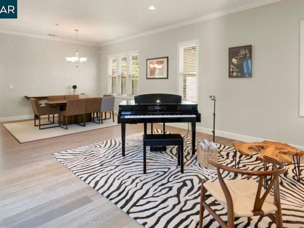 130 Arundel Dr, Hayward CA 94542