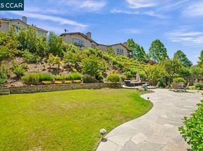 130 Arundel Dr, Hayward CA 94542