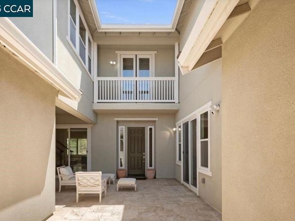 130 Arundel Dr, Hayward CA 94542