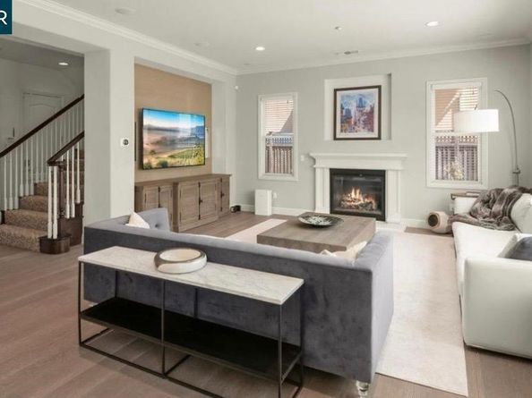 130 Arundel Dr, Hayward CA 94542