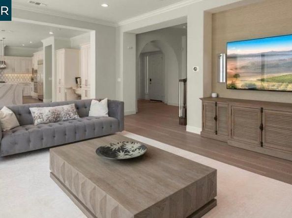 130 Arundel Dr, Hayward CA 94542