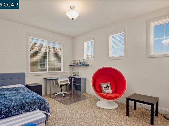 130 Arundel Dr, Hayward CA 94542