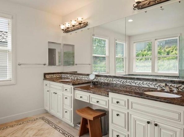 130 Arundel Dr, Hayward CA 94542