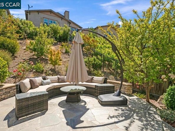 130 Arundel Dr, Hayward CA 94542