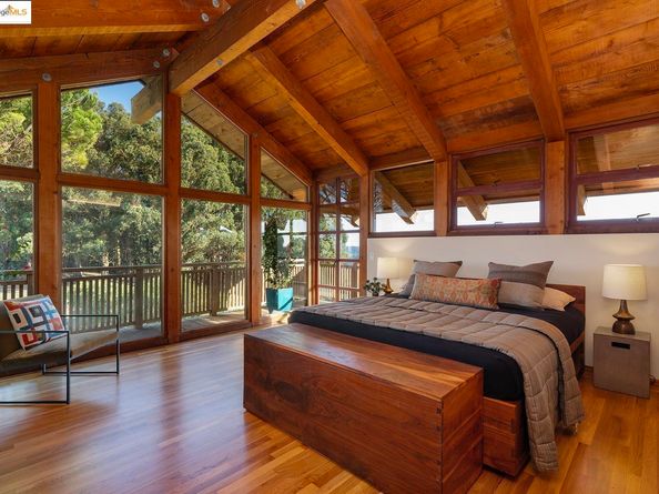 100 Tres Mesas, Orinda CA 94563