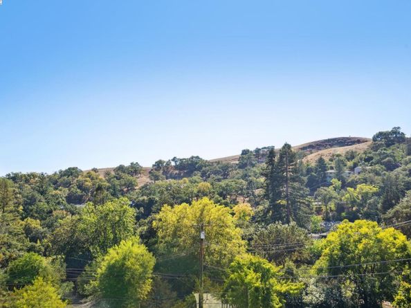 682 Jennie Ct, Lafayette CA 94549
