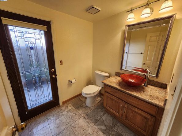 6450 Calle Esperanza, Pleasanton CA 94566