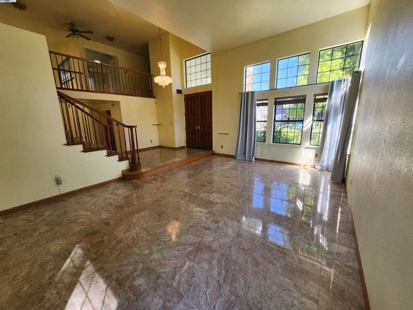 6450 Calle Esperanza, Pleasanton CA 94566