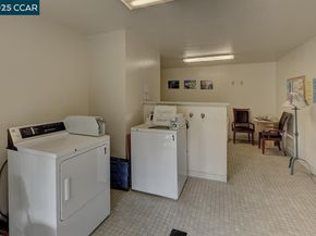 2940 Tice Creek Dr 6, Walnut Creek CA 94595