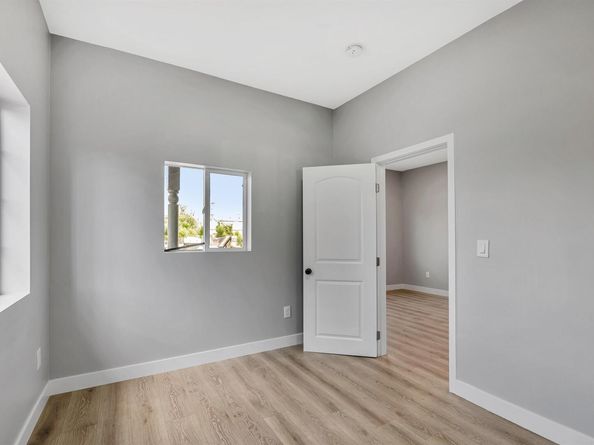 221 4th, Richmond CA 94801