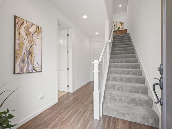 2336 Carbondale Way, Dublin CA 94568