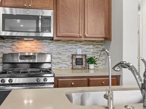 2336 Carbondale Way, Dublin CA 94568