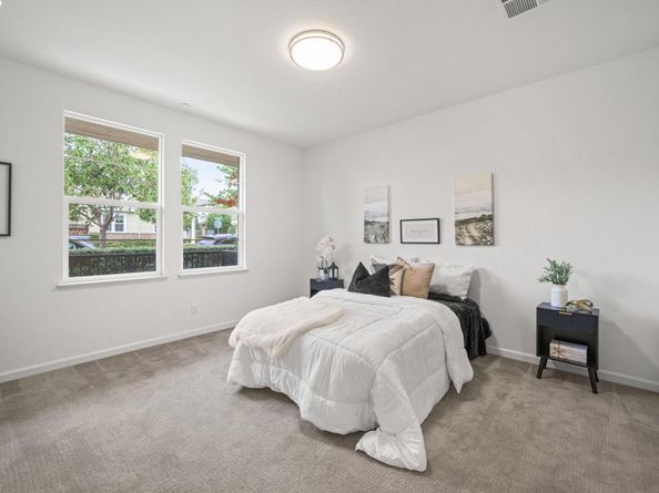 2336 Carbondale Way, Dublin CA 94568