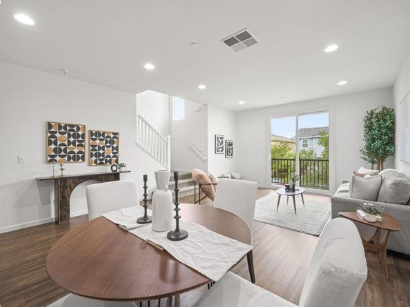 2336 Carbondale Way, Dublin CA 94568