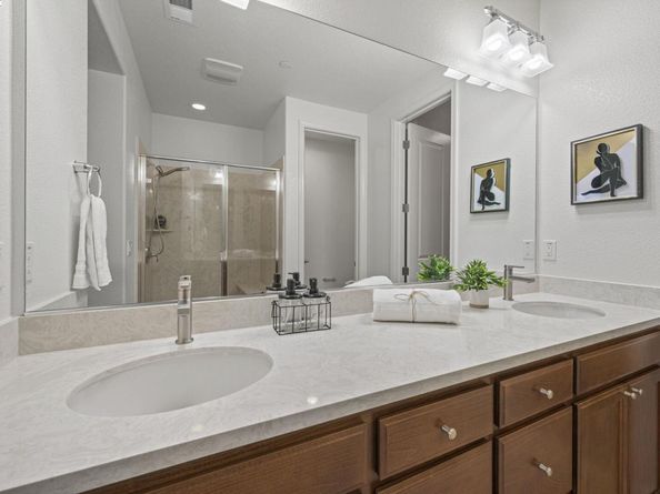 2336 Carbondale Way, Dublin CA 94568