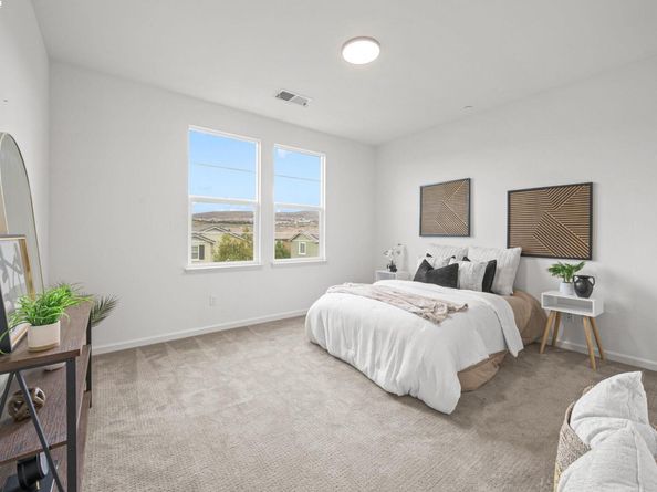 2336 Carbondale Way, Dublin CA 94568