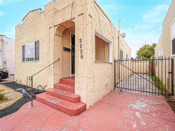 2206 66Th Ave, Oakland CA 94605