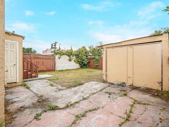 2206 66Th Ave, Oakland CA 94605