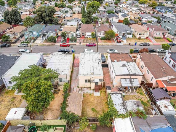 2206 66Th Ave, Oakland CA 94605