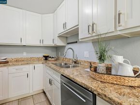 1700 Gough St 308, San Francisco CA 94109