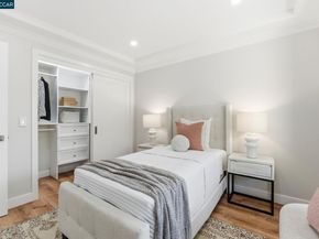 2132 Golden Rain Rd 2, Walnut Creek CA 94595