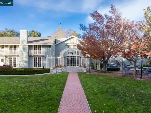 2132 Golden Rain Rd 2, Walnut Creek CA 94595