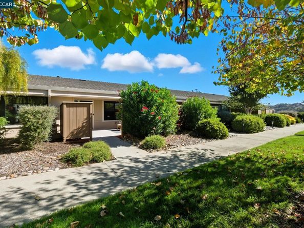 2132 Golden Rain Rd 2, Walnut Creek CA 94595