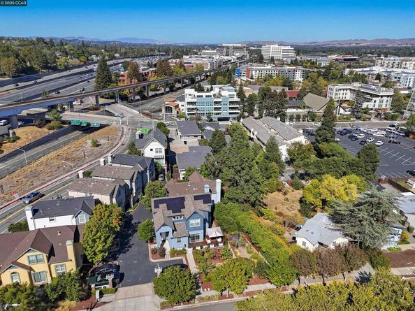 1960 Almond Ave, Walnut Creek CA 94596