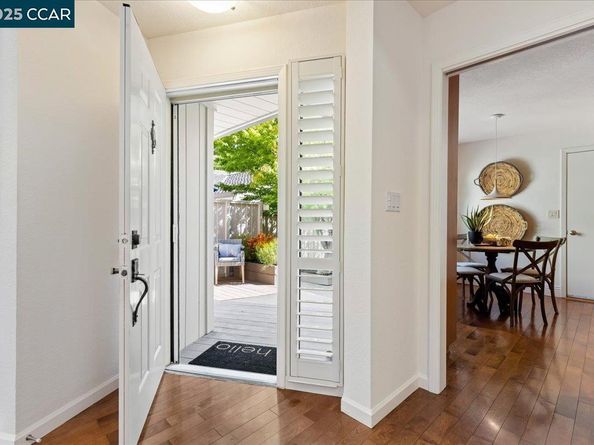 1875 Lamplight Ct, Walnut Creek CA 94597