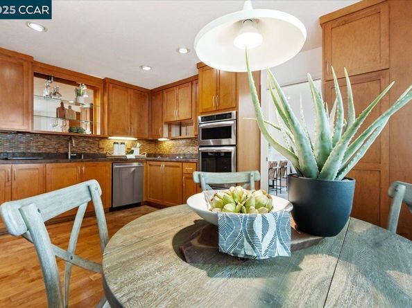 1875 Lamplight Ct, Walnut Creek CA 94597