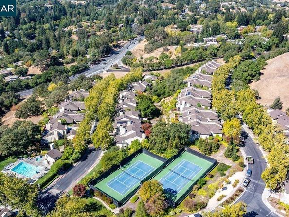1875 Lamplight Ct, Walnut Creek CA 94597