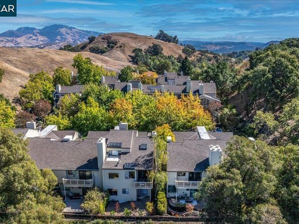 1875 Lamplight Ct, Walnut Creek CA 94597