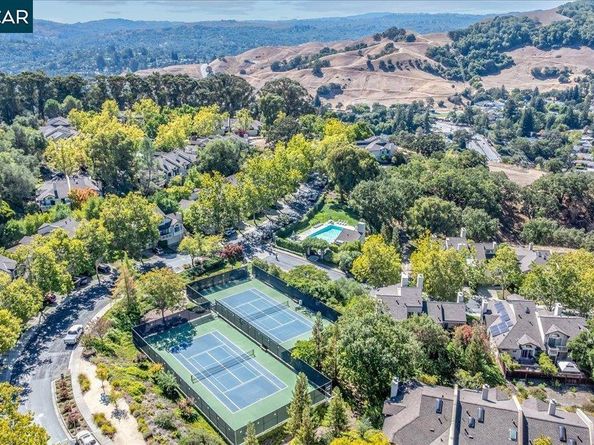1875 Lamplight Ct, Walnut Creek CA 94597