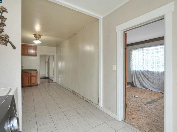 1433 87th Ave, Oakland CA 94621