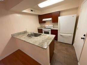 1102 Admiralty Ln, Foster City CA 94404