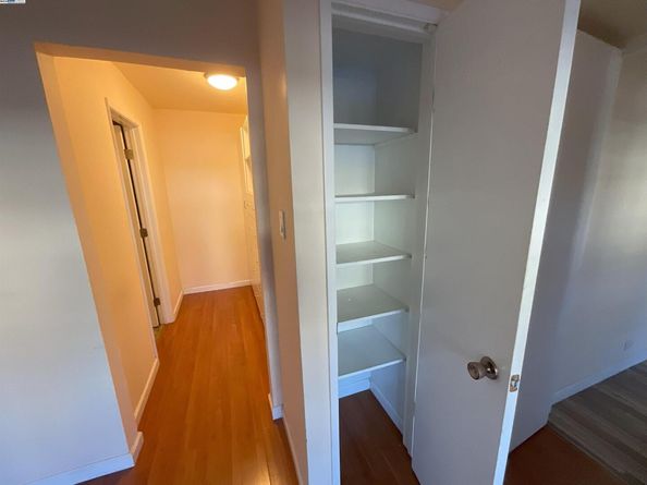 1102 Admiralty Ln, Foster City CA 94404