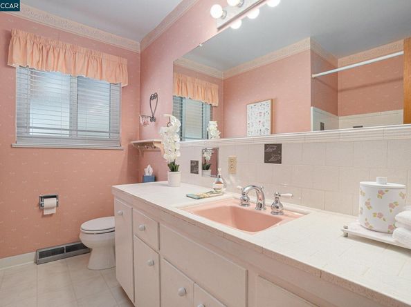 876 Balra Dr, El Cerrito CA 94530