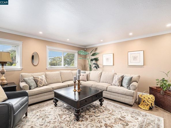 876 Balra Dr, El Cerrito CA 94530