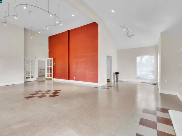 29583 Vanderbilt Street 310, Hayward CA 94544